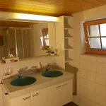 Hami Αντελμπόντεν